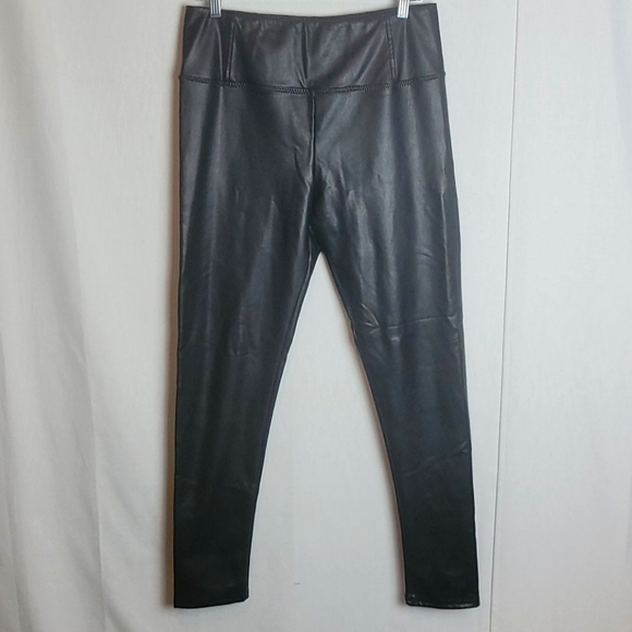7 For All Mankind Faux Leather Leggings Black - Picture 2 of 8